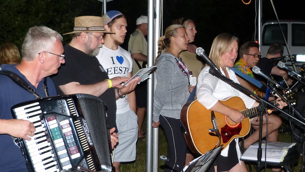 Seedrioru sets a new standard for singalong campfires. Photo: Andres Raudsepp