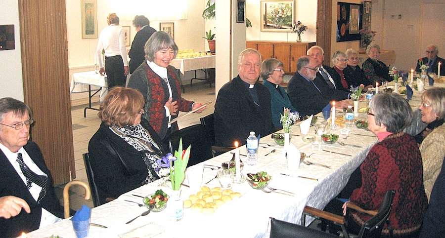 Hetk jumalateenistusele järgnenud koosviibimiselt.