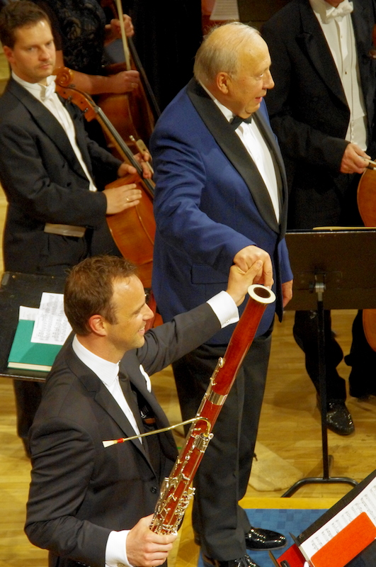 Dirigent Neeme Järvi ja fagotimängija Martin Kuuskmann 3. juulil toimunud kontserdil. Foto: Eesti Elu