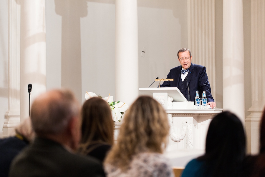 President Toomas Hendrik Ilves esinemas - foto: Hanna Odras (Vabariigi Presidendi Kantselei)