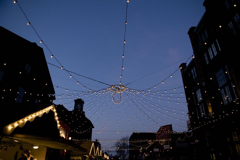 Kungla-Distillery_Districtis_Toronto_Christmas_Market-by_Peeter_Poldre-2015_65