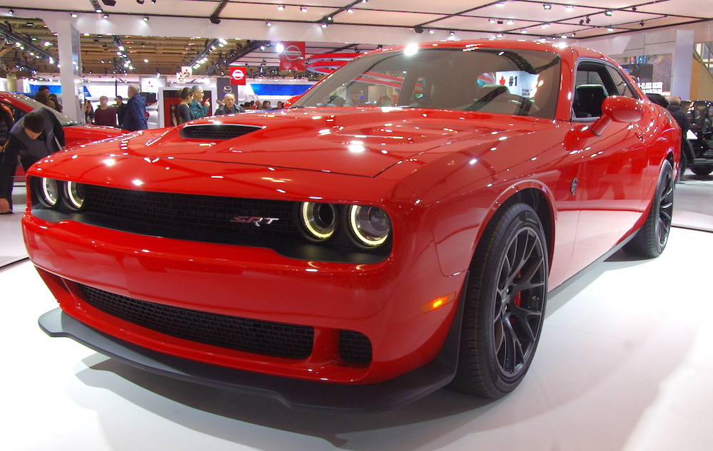 Dodge Challenger SRT Hellcat'il on ilus ja lihtne disain - foto: Kati Kiilaspea (2016)