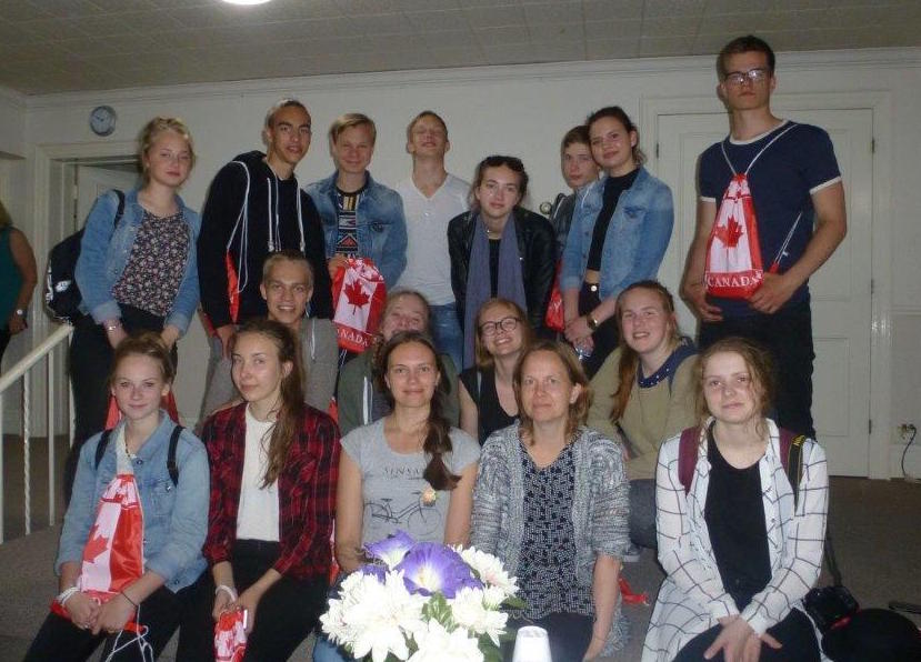 Viimsi kooli õpilased baptistikirikus. Foto: Eda Oja