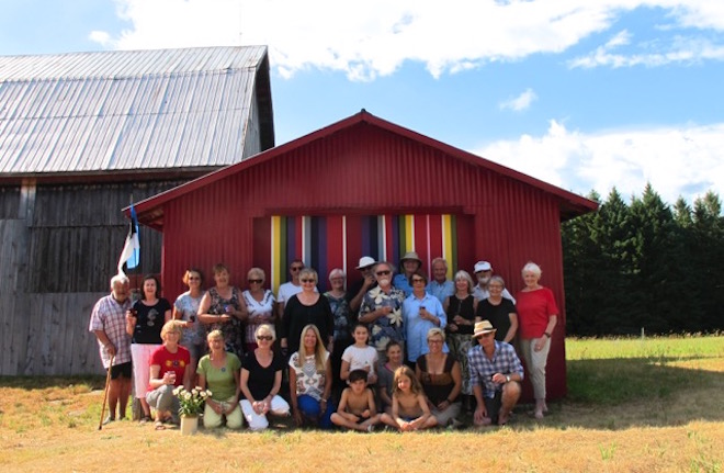 In the second picture can be seen most of the group of people who came July 9th to participate in the unveiling of Hiiumaa's Pühalepa Esiküla block, “Stripes from the Estonian Loom”. Photo: Maja Matsoo