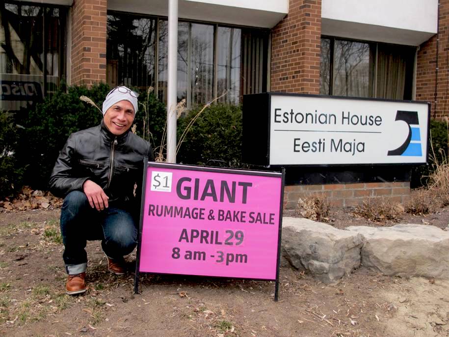 The bright pink Rummage Sale sign in front of Esto House is very eye-catching. It immediately drew the attention of Raymond, who had brought his daughter Rayanna to the Estonian House on Saturday March 11th to participate in a girls kickboxing competition billed as "She Fights". Judging from the number of people present at Esto House for this competion, kickboxing is apparently a very popular sport among young girls - photo by Maaja Matsoo