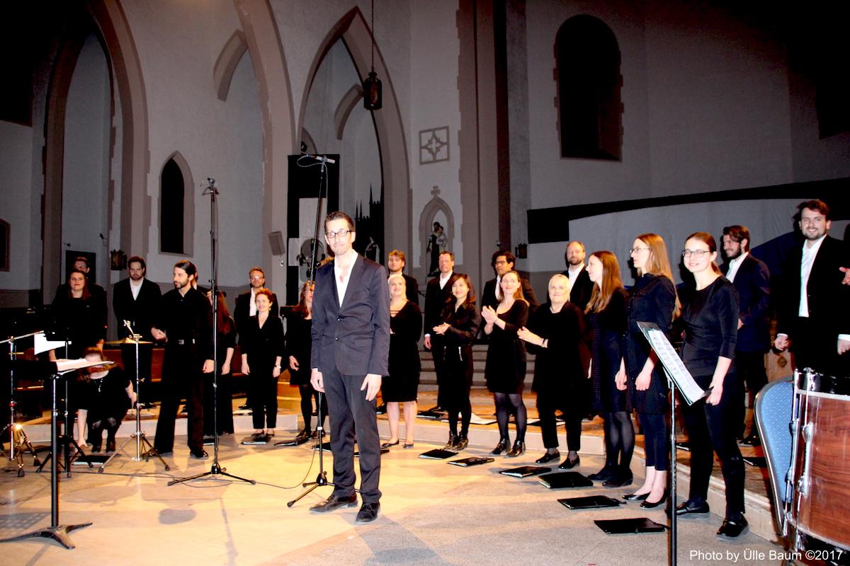 THE CAPITAL CHAMBER CHOIR pärast edukat konsterti Ottawas 11. märtsil. Esitati eesti, läti, soome, austraalia ning ameerika ilmalikku koorimuusikat. Foto: Ülle Baum ©2017