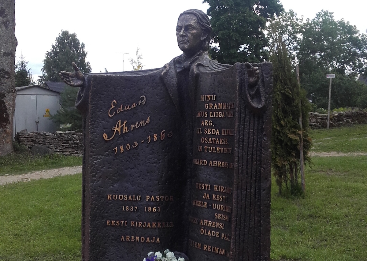 Eduard Ahrensi mälestusmärk. Foto: Sirje Vhima-Normet (2017)