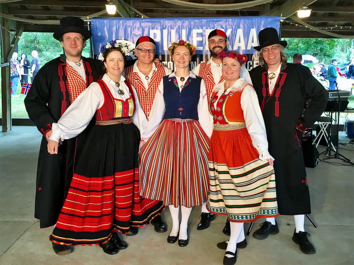 Pillerkaar at Scanfest (l-r): Toomas Parratt, Deborah Klepp, Kadri Kallas Zelek, Arney Smit, Jeff Zelek, Age Landra-Robinson, Jyri Erik Kork. (2017)