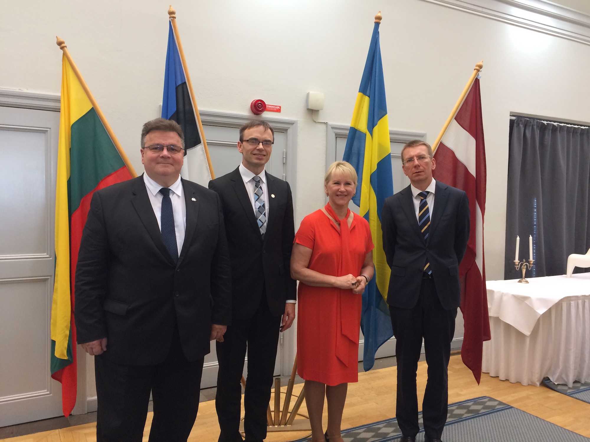 Leedu välisminister Linas Linkevicius, Eesti välisminister Sven Mikser, Rootsi välisminister Margot Wallström, Läti välisminister Edgars Rinkēvičs.