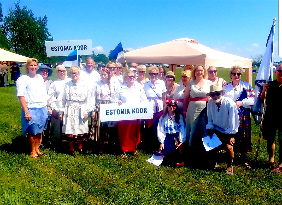 Seedrioru observed the 100th anniversary of Estonia’s independence with a traditional song festival on June 30. The Estonian Choir, along with several others, showed their inimitable musical mettle by participating and challenging the exhaustive 100-degree venue. No signs of any wilting by these singers. Photo: Siobhan Giles.