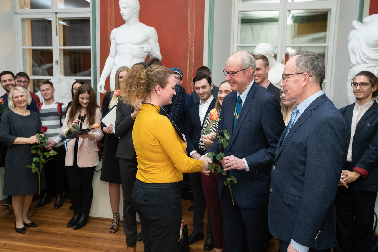 Silvere ja Panti Stipendiumite üleandmisel osalesid Tartu Ülikooli Fondi esindaja Peeter Einola ja ülikooli rektor Toomas Asser. Foto: Andres Tennus (2018)