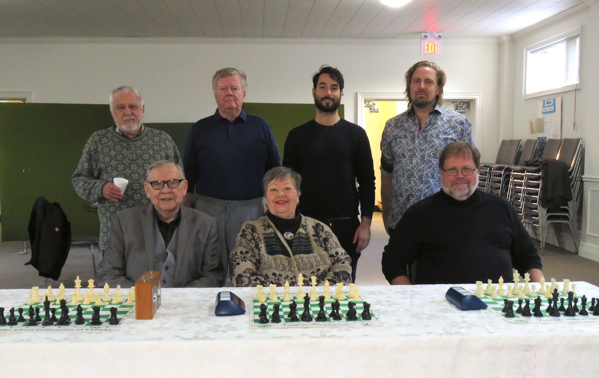 Turniirist osavõtjad (taga): Ernest Sinko, Martin Veltmann, Brandon Iannuzzi, Mati Saastamoinen. Ees: Jaak Triefeldt, Mai Vomm Järve, Jaak Järve.