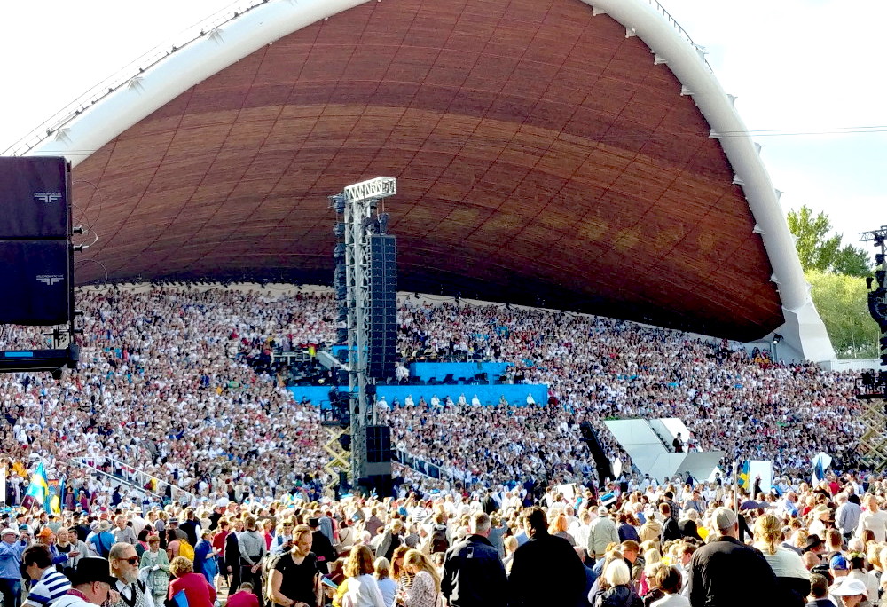 Sing On Estonia Rejoices With Worlds Largest Choir Festival Eesti Elu