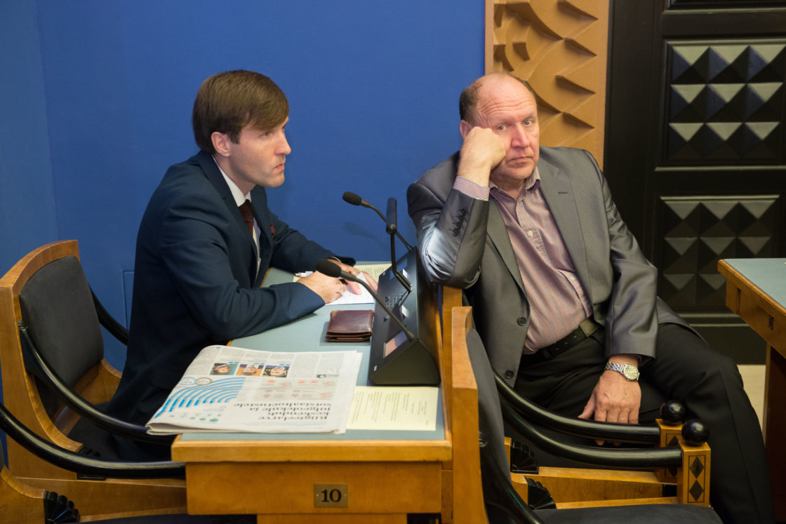 Father and son, EKRE MPs Martin and Mart Helme. Photo: Riigikogu