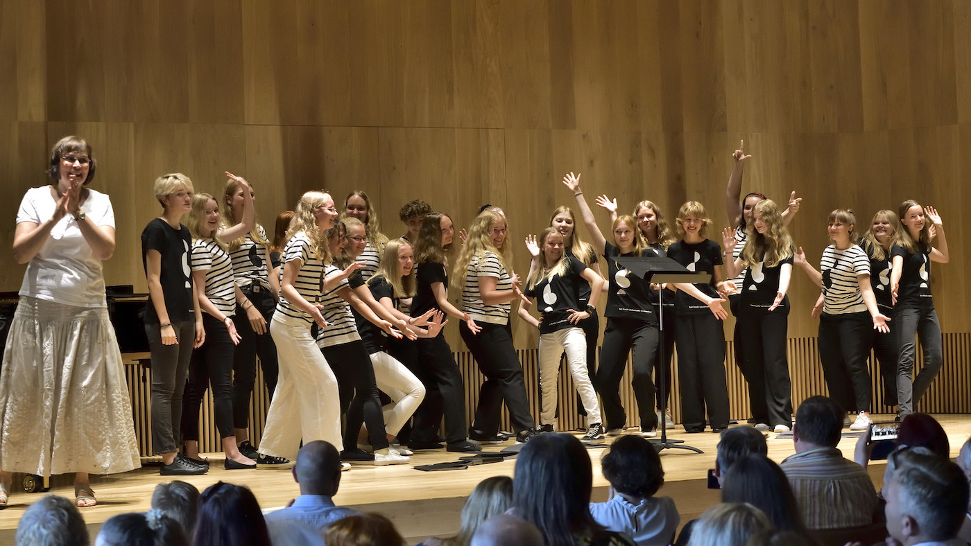 Eesti Raadio Tütarlastekoor Pärdi Keskuses