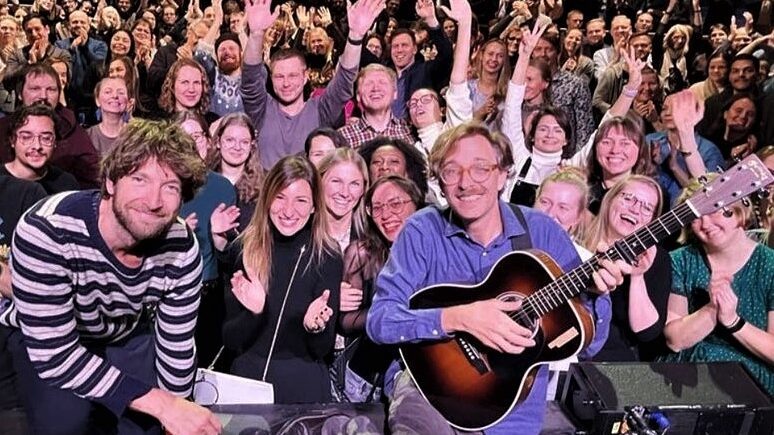 Kings of Convenience in Tallinn (photo from 8 Days A Week agency's Facebook page)