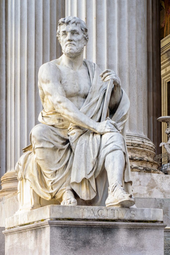 The statue of Tacitus in front of the Austrian Parliament building (photo: Thomas Lehmann)