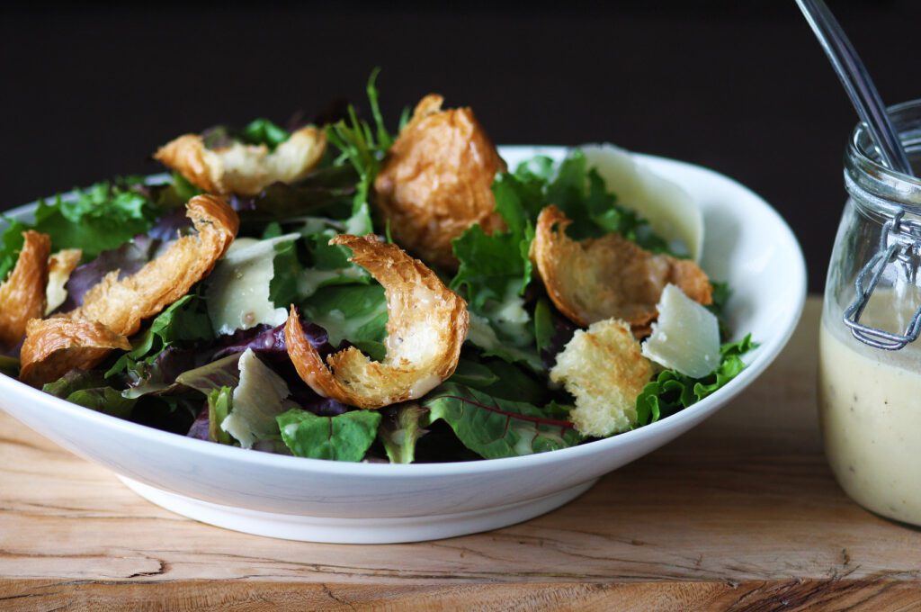 salad with croissant croutons