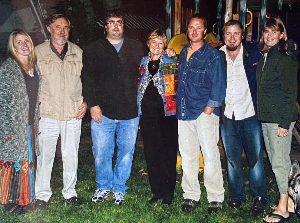 Westerblomide pere – Krista, isa Hans, Peeter, ema Mare, Toomas, Taavo ja Sarina. (foto perekonnaarhiivist)