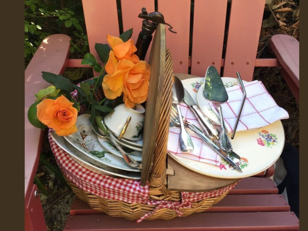 A plastic-free picnic basket, inspired by Ivari Padar