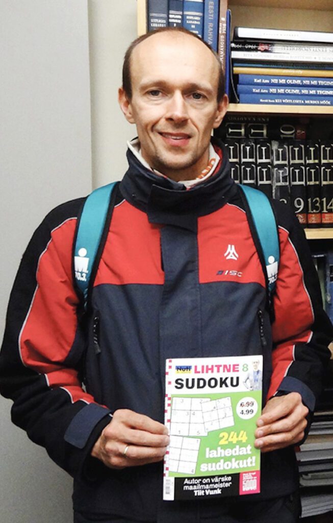 Külas Eesti Elu toimetuses.