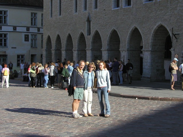 Kaia Gallagher, her brother Michael, and daughter Kaia during her trip to Estonia in 2005