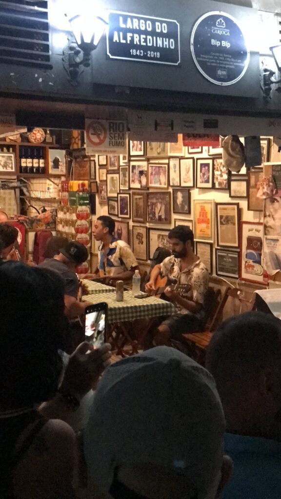 A roda de samba at Bip Bip bar in Rio de Janeiro