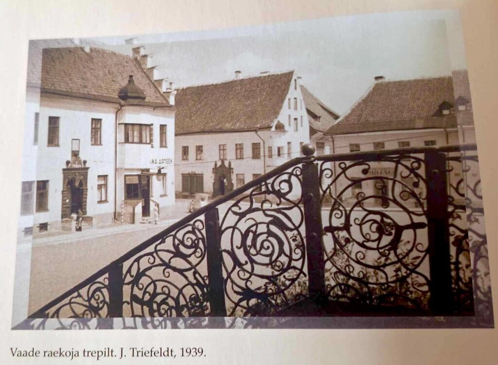 Photo of Raekoja plats, Narva, by J. Triefeldt in 1939
