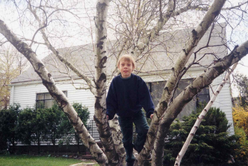 Artikli autor vanaema Salme maja tagaaias, New Milford, NJ. (Foto erakogust - Asta Lokk-Parming)