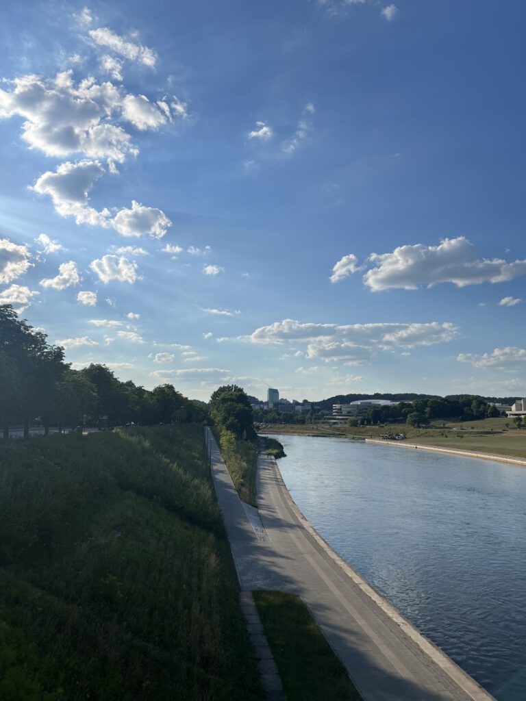 … ja pärast konverentsi sai jalutada mööda Nerise jõge