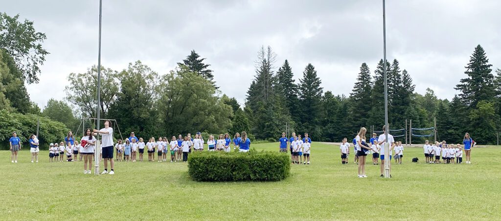 Lipuväljakul heisati Eesti ja Kanada lipud