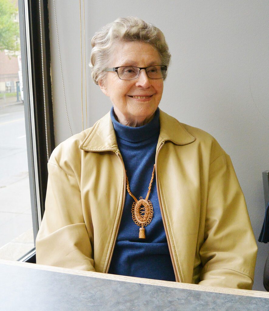 Maret Truuvert 2015 Tartu College’i kohvikus.