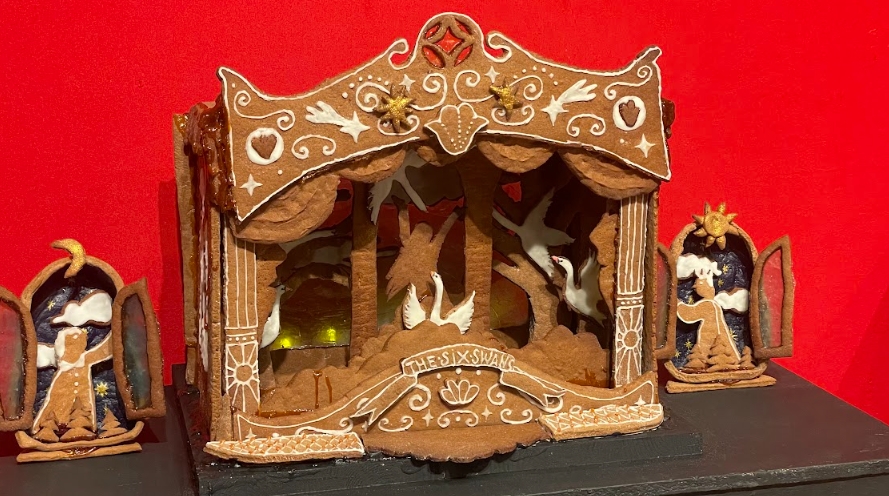 A gingerbread creation displayed at the PiparkoogiMaania exhibition illustrating The Six Swans, a fairytale by the Brothers Grimm (source: PiparkoogiMaania)