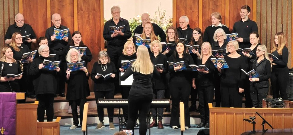E-kammerkoor Ööbiku harjutusel 29. märtsil sel aastal Christ Church’is (end. Baptistikirik) Broadview Ave-l.