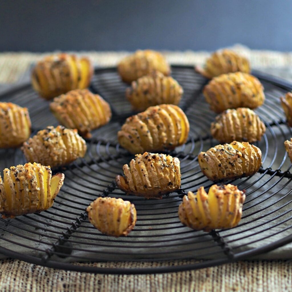 Hasselback potatoes (source- simplysated.com)
