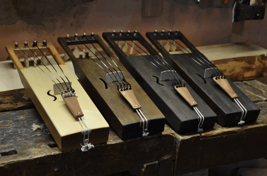 Talharpa lyres made by Mihkel Soon (source- mihkelsoon.com)