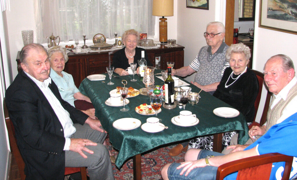 Ranniko-Taat (vasakul) oli oodatud külaline igas Thirlmere eestlaste kodus.