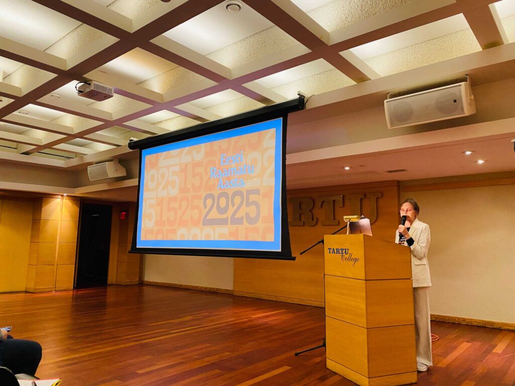 The first speaker of the seminar was Piret Noorhani.