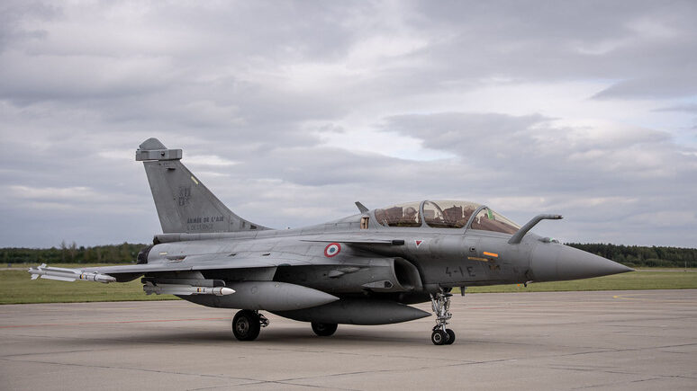 Prantsumaa õhuvägi lennuk Poola õhuväebaasis (allikas- nato.int)