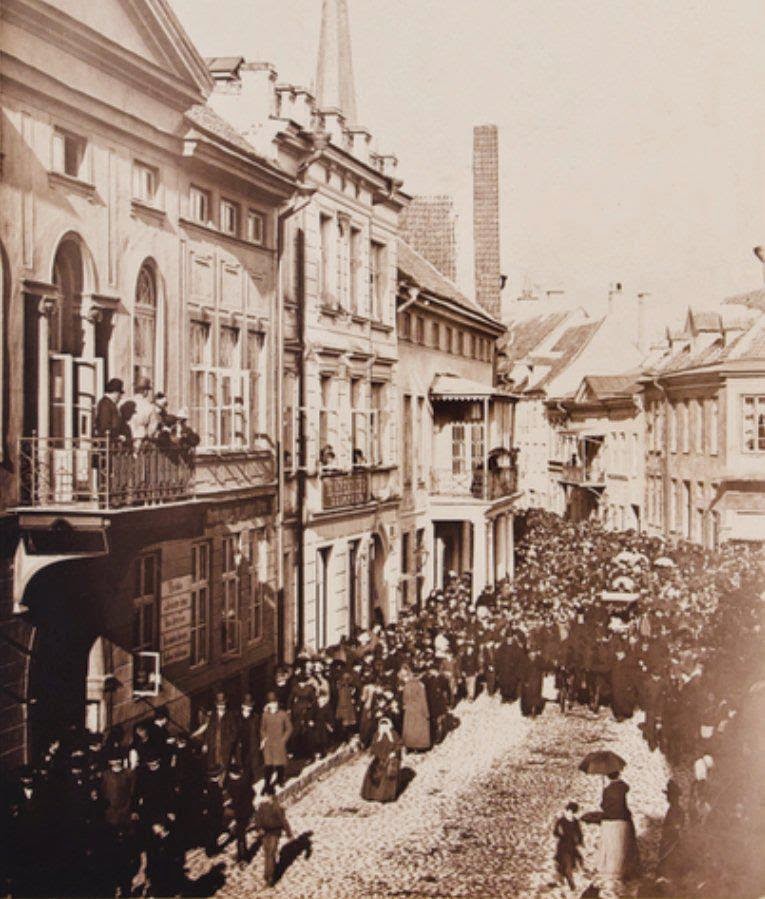 Tallinn on the day of Leroux's funeral