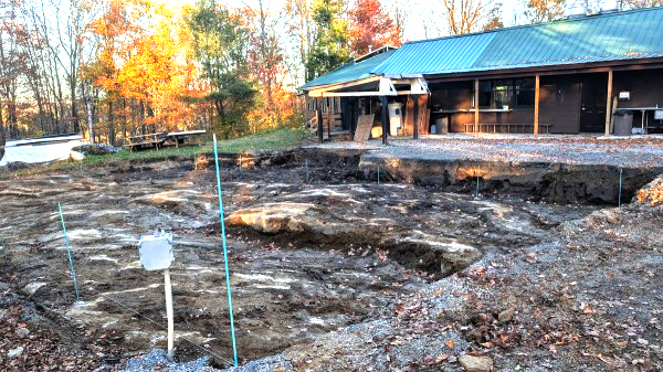 Katusealune ala, pinnas eemaldatud. Foto 18. oktoobril. Tauno Mölder.