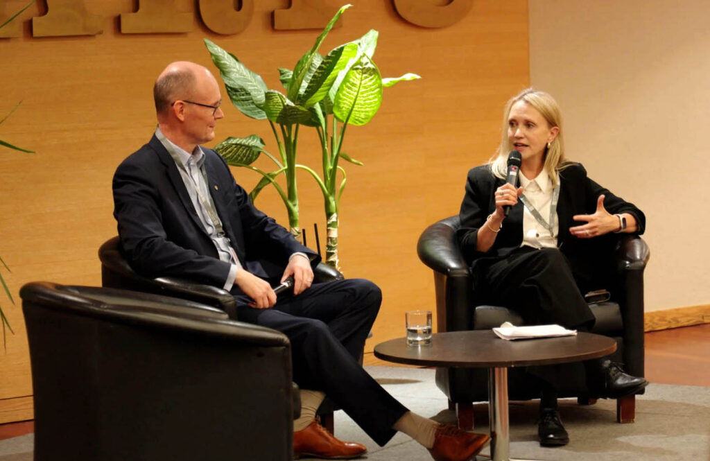 Aku Sorainen ja Liisa Käärid.