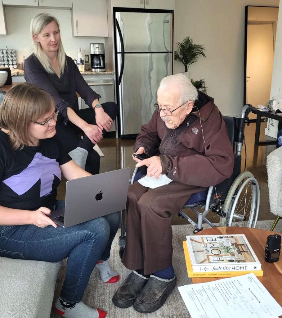 Toomas Renne interviewed by Kaidi Lõo PhD with Toomas’ daughter Colleen in the background. Toomas Renne arrived in Canada between the two World Wars as a young child. Photo: Liina Lindström