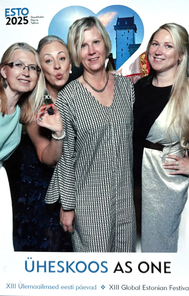 Pilt Powerteamist ESTO Galal: Mari, Kaja, Margit ja Ingrid.