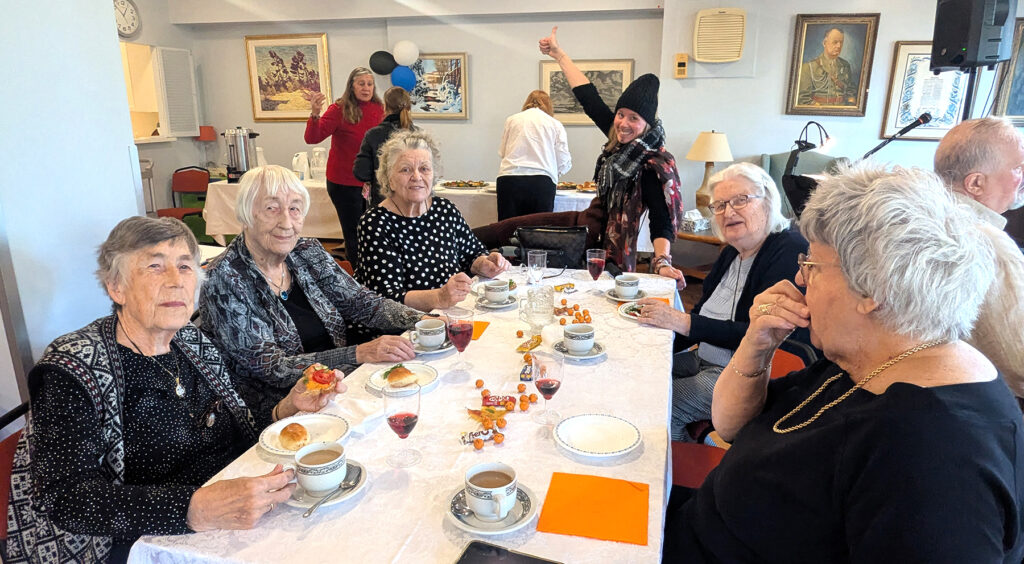 Lõbusast pärastlõunast osavõtjaid.