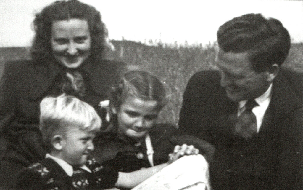 Ivi, Rein, Laine ja Leonhard Praks oma Austraalia-elu alguses 1950ndatel Canberras.