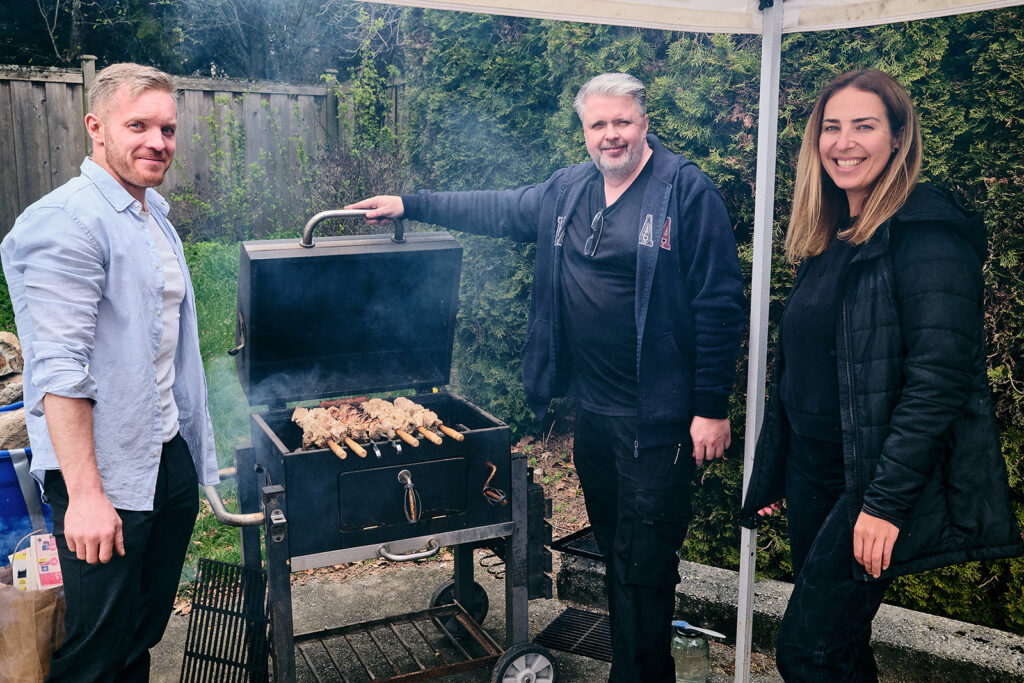 Heategevusliku grillipeo oluline osa oli loomulikult grillitud toit. Foto: Mark Evans