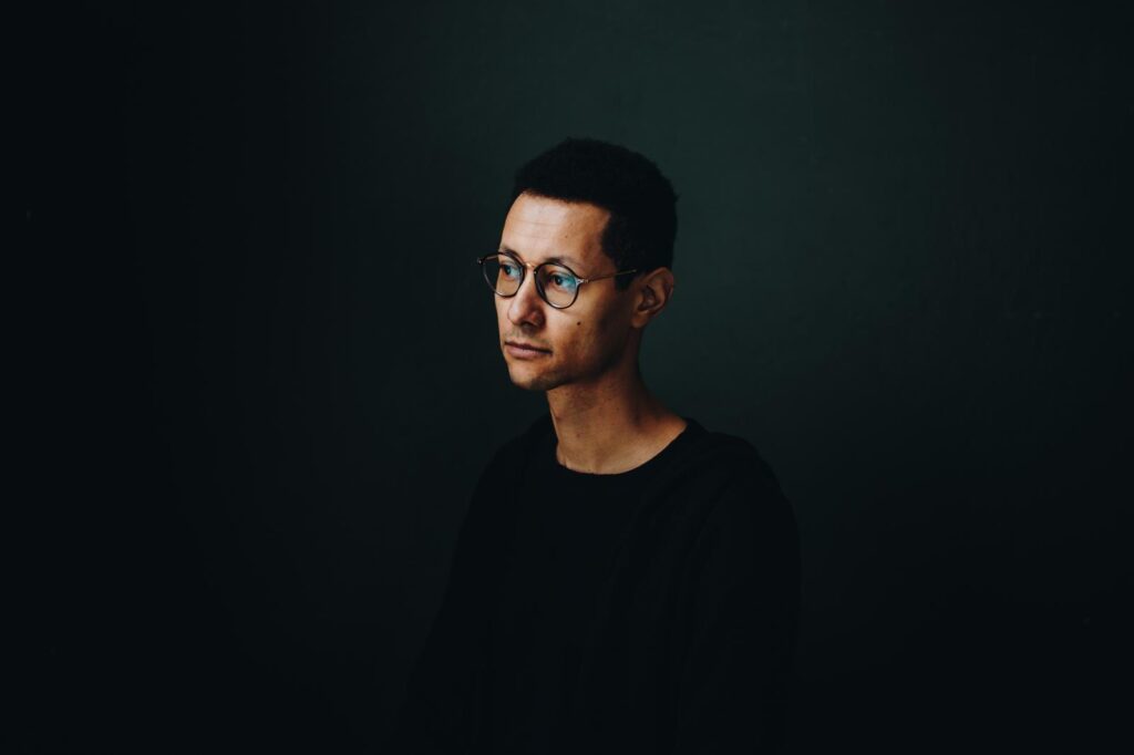 Jim Ashilevi (photo by Ekvilibrist)
