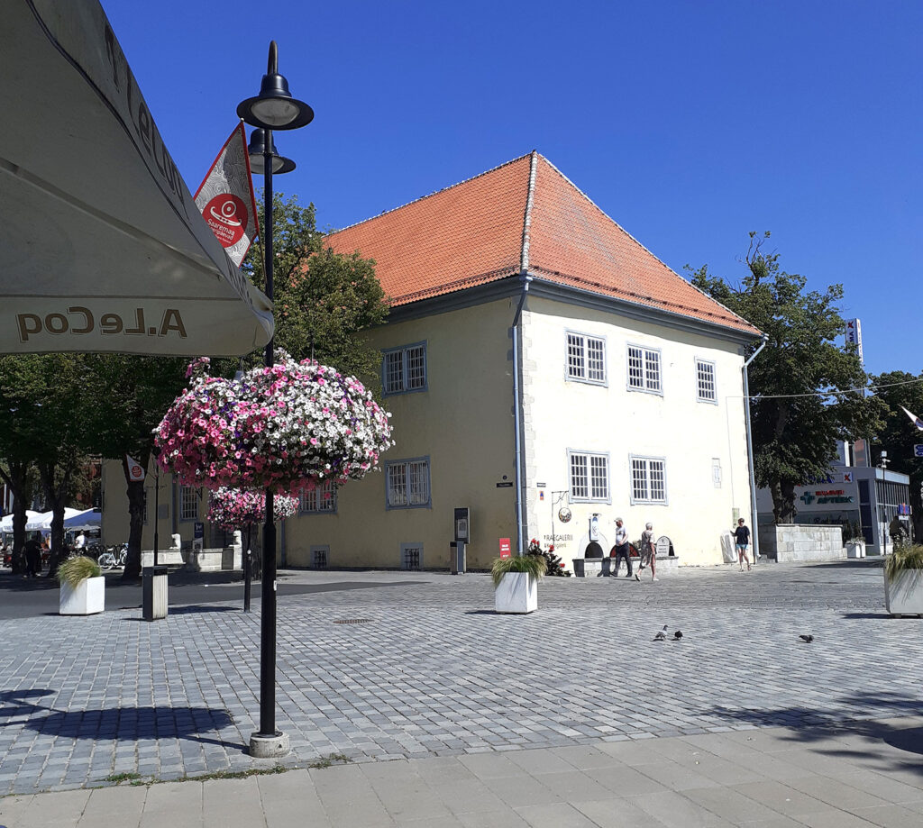 Kuressaare vaateid.