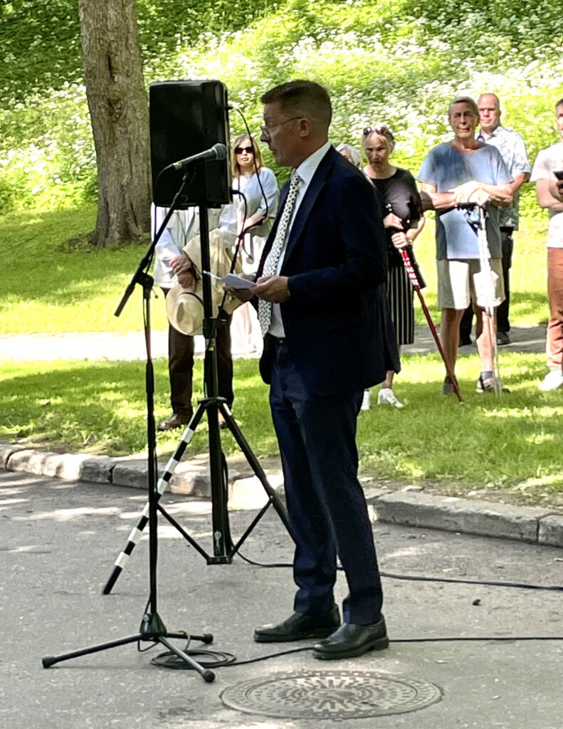 Soome suursaadik Vesa Vasara pidas oma kõne eesti keeles. Foto: Lea Kreinin
